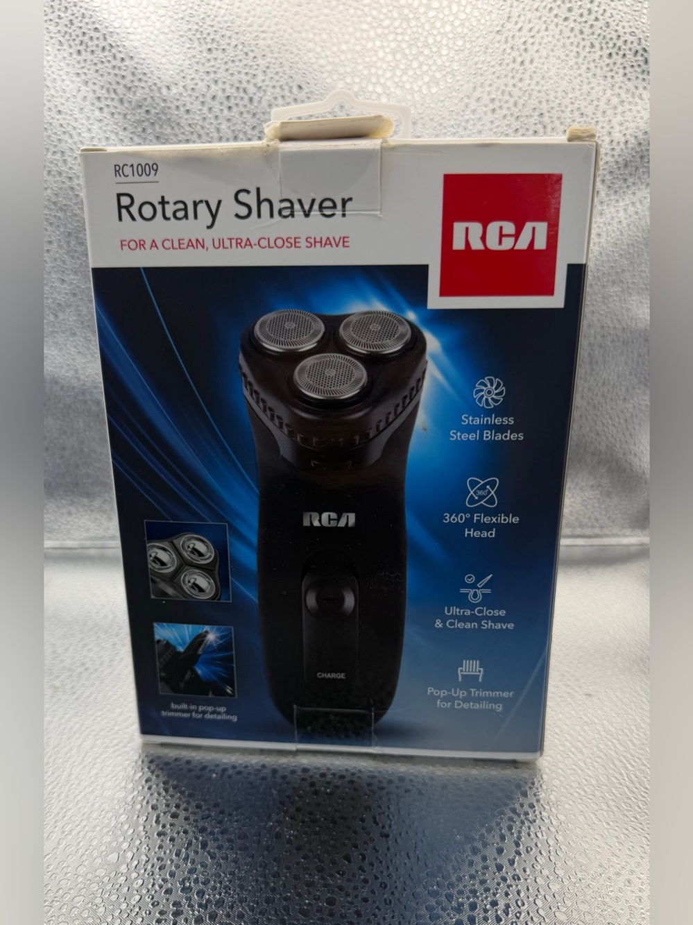 RCA RC1009 3-Head Rotary Shaver Stainless Blades 360° Flex Head Black